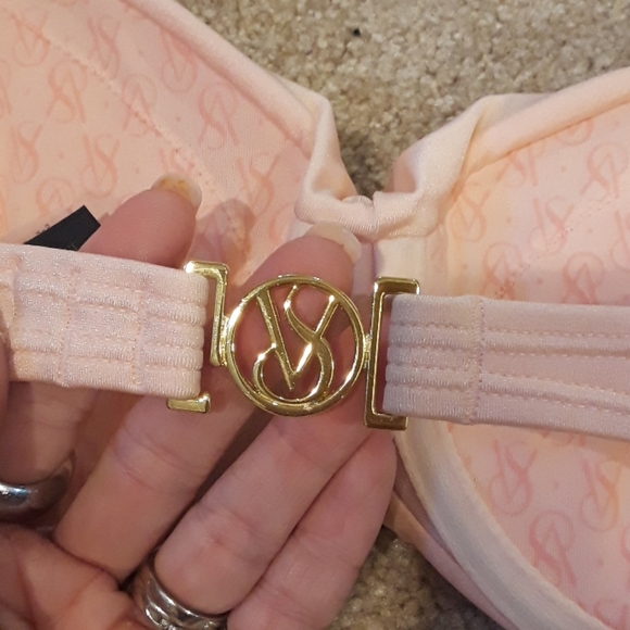 Victoria's Secret Strapless Bikini Top - Picture 2 of 4